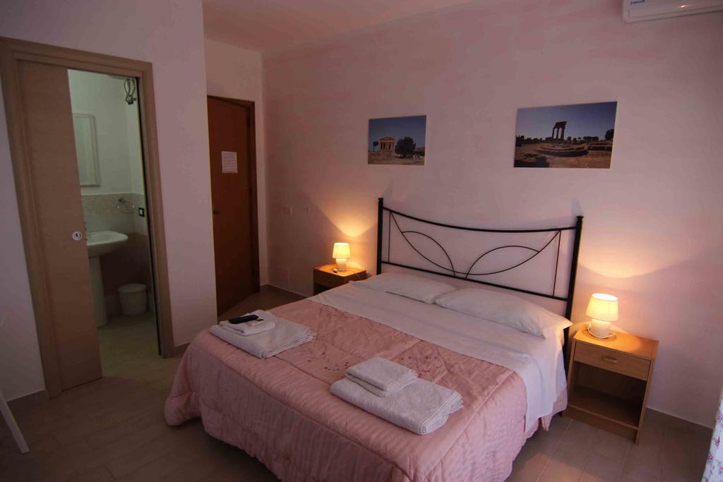 B&B Le Dune Beach San Leone Exterior photo