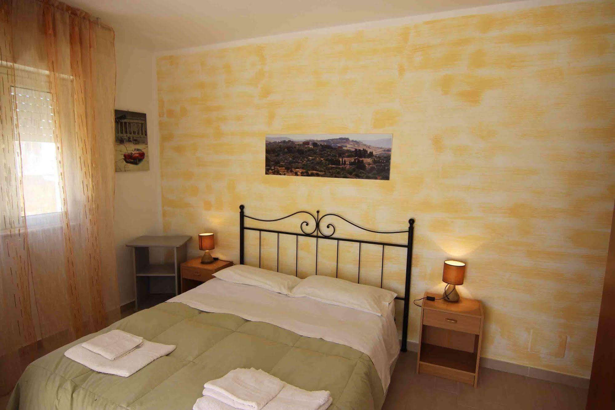 B&B Le Dune Beach San Leone Exterior photo