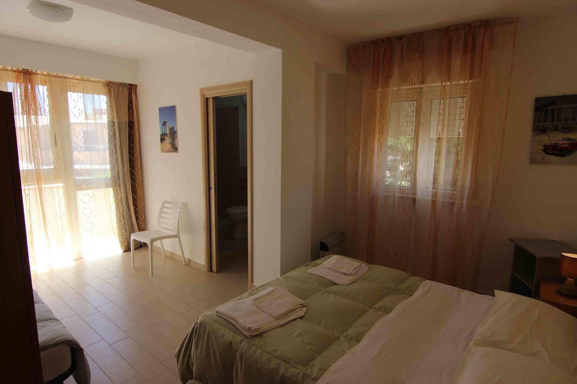 B&B Le Dune Beach San Leone Exterior photo