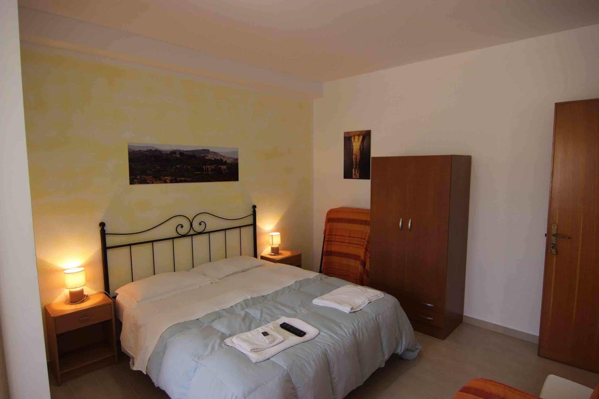 B&B Le Dune Beach San Leone Exterior photo